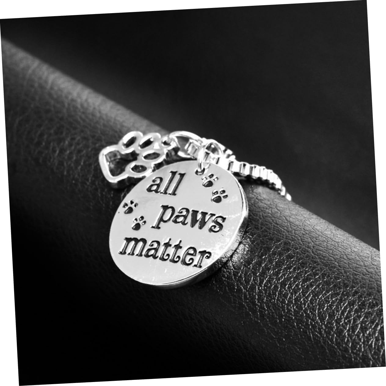 SUPVOX 2pcs Paws Matter Letter Pendant Dog Tag Necklace for Pet Fashion Pendant Necklace