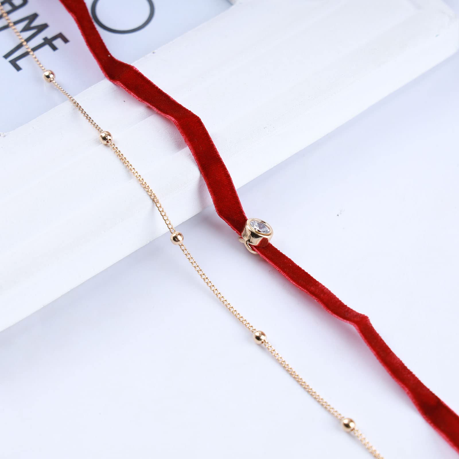TseenYi Velluto Collana Girocollo Breve Boho Raso Nastro Collana Oro Perline Catena Stratificata Collana Gioielli Per Le Donne E Le Ragazze Regali