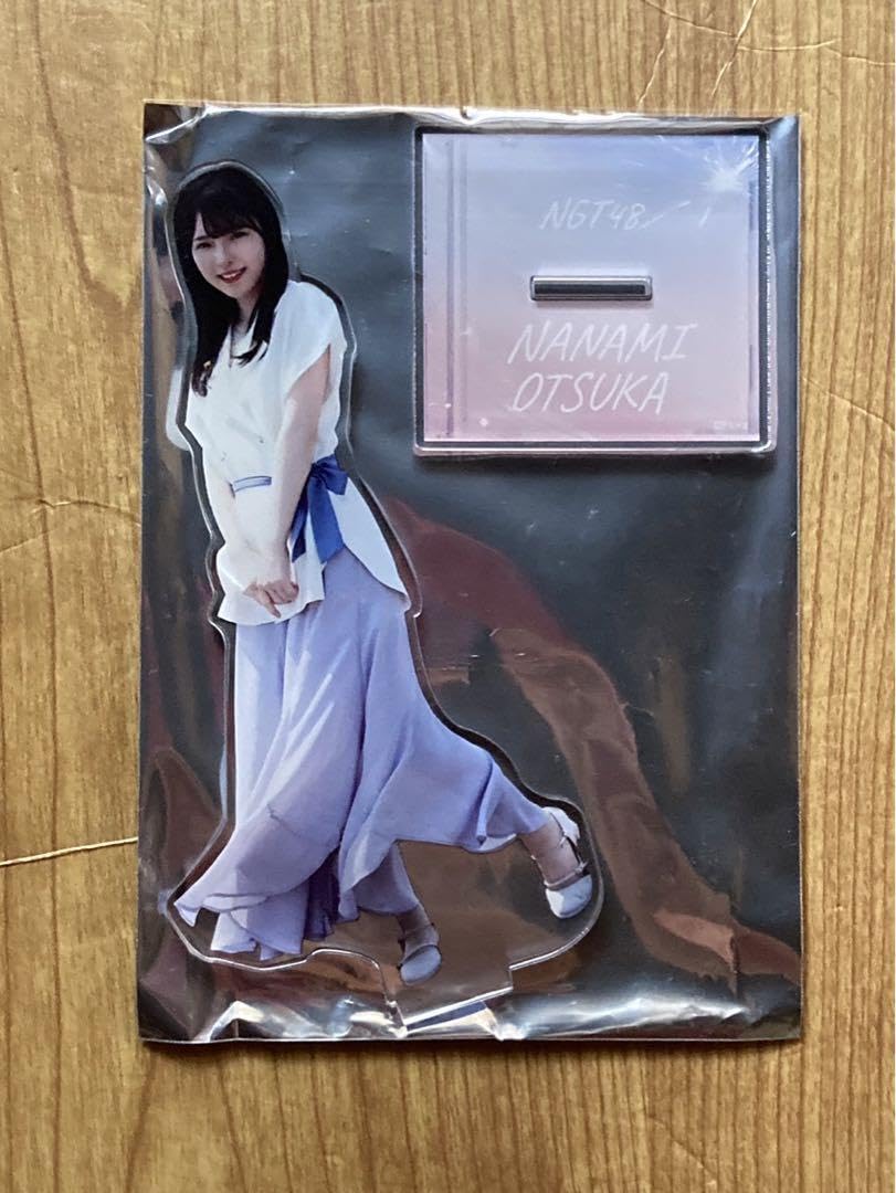 Amazon.co.jp: NGT48 一瞬の花火POP-UP CAFÉ限定グッズ 大塚七海