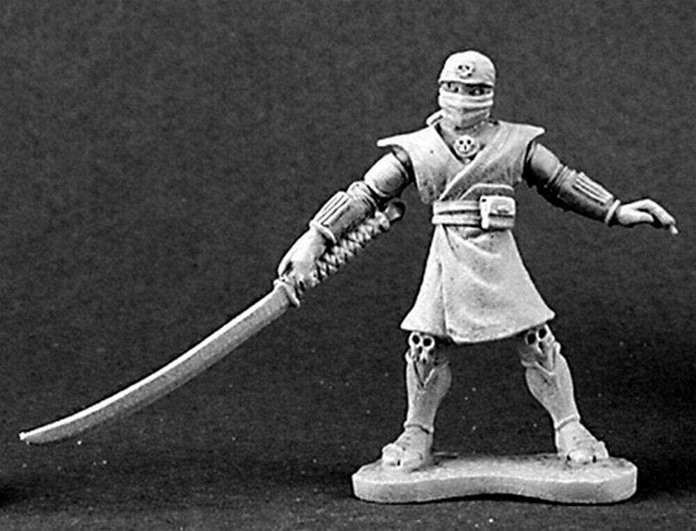 Amazon.com: Reaper Miniatures Edo, Male Ninja #03081 Dark Heaven