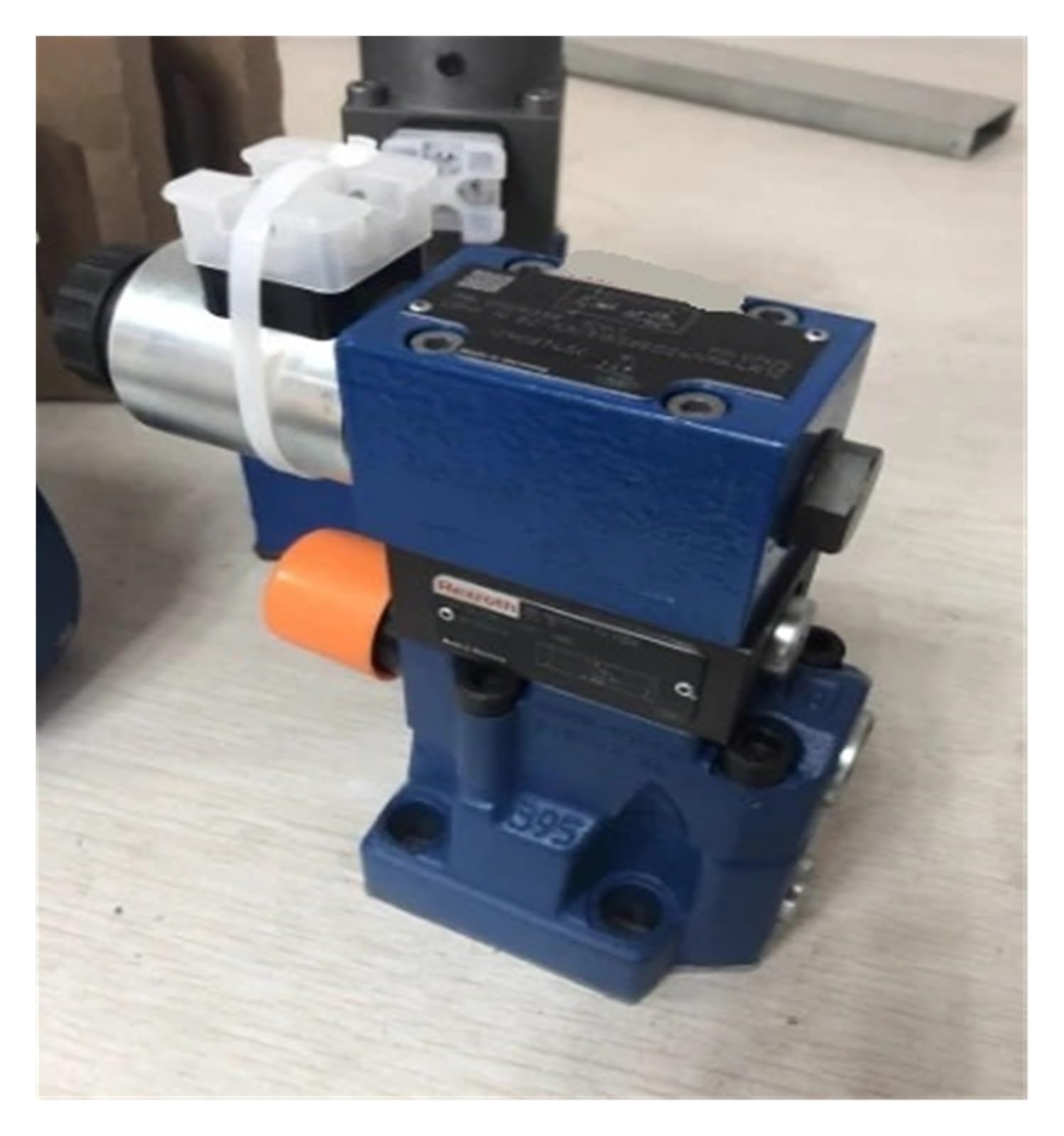 Tybophqj One Color Hydraulic Electromagnetic Relief Valve R900903158 Dbw10b2-5X/315S6eg24n9k4r12 Dbw10b2-53/315S6eg24n9k4r12(Dbw10b2-5X-315S6eg24)