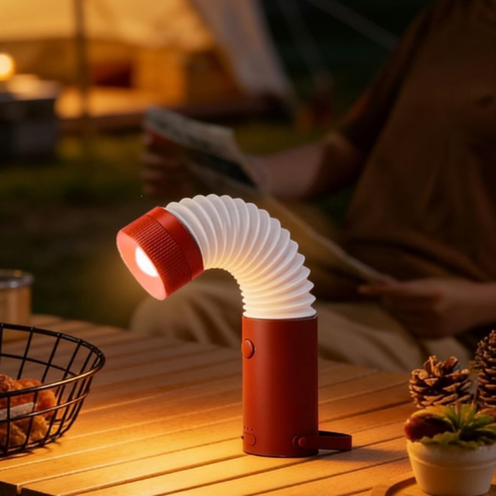 Lampada da Campeggio con Sezione Luminosa a Soffietto Portatile Lampada da Campeggio con Base Magnetica Flessibile Lanterna per Zaini, Bianco