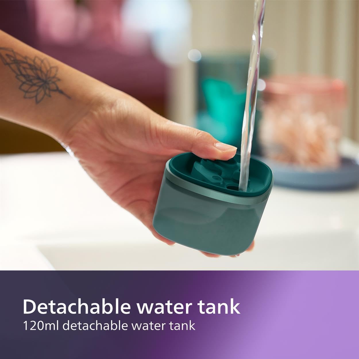 Philips Portable Steamer, Series 3000-1000W, Steam 20g/min, Removable Water Tank 120ml, Metal Plate, Heating Plate, Includes Cover, Light Weight 660g, Dark Green