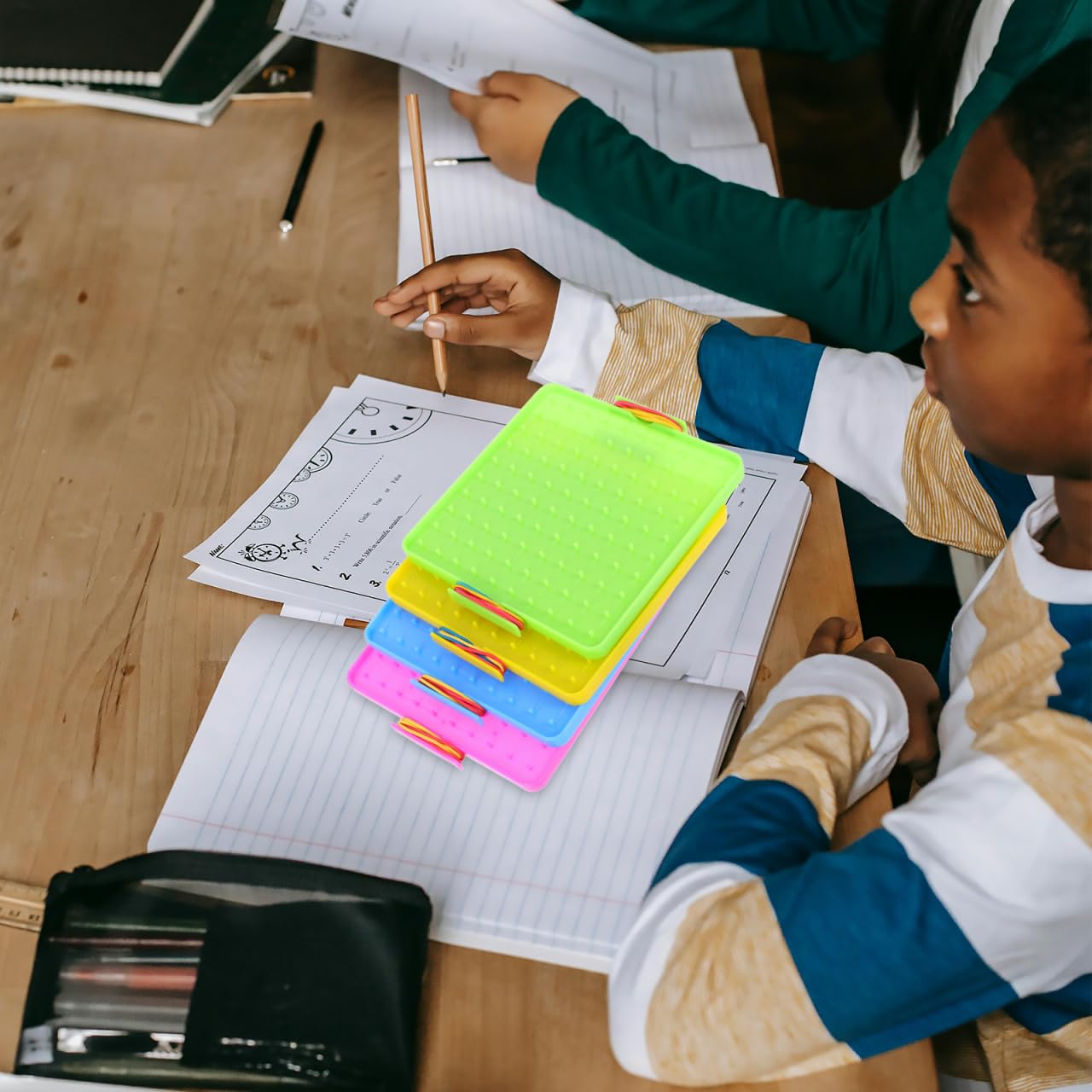 Gatuida 4juegos Geoplano De Doble Cara para Matemáticas Rompecabezas De Formas con Bandas Elásticas Juguete Educativo para Actividades De Aprendizaje Divertidas Primaria