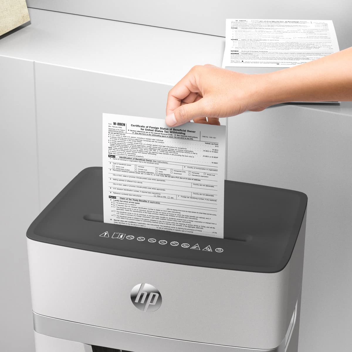 HP OneShred 10MC, Aktenvernichter, Sicherheitsstufe P-5, Micro Cut, 10 Blatt, 2804