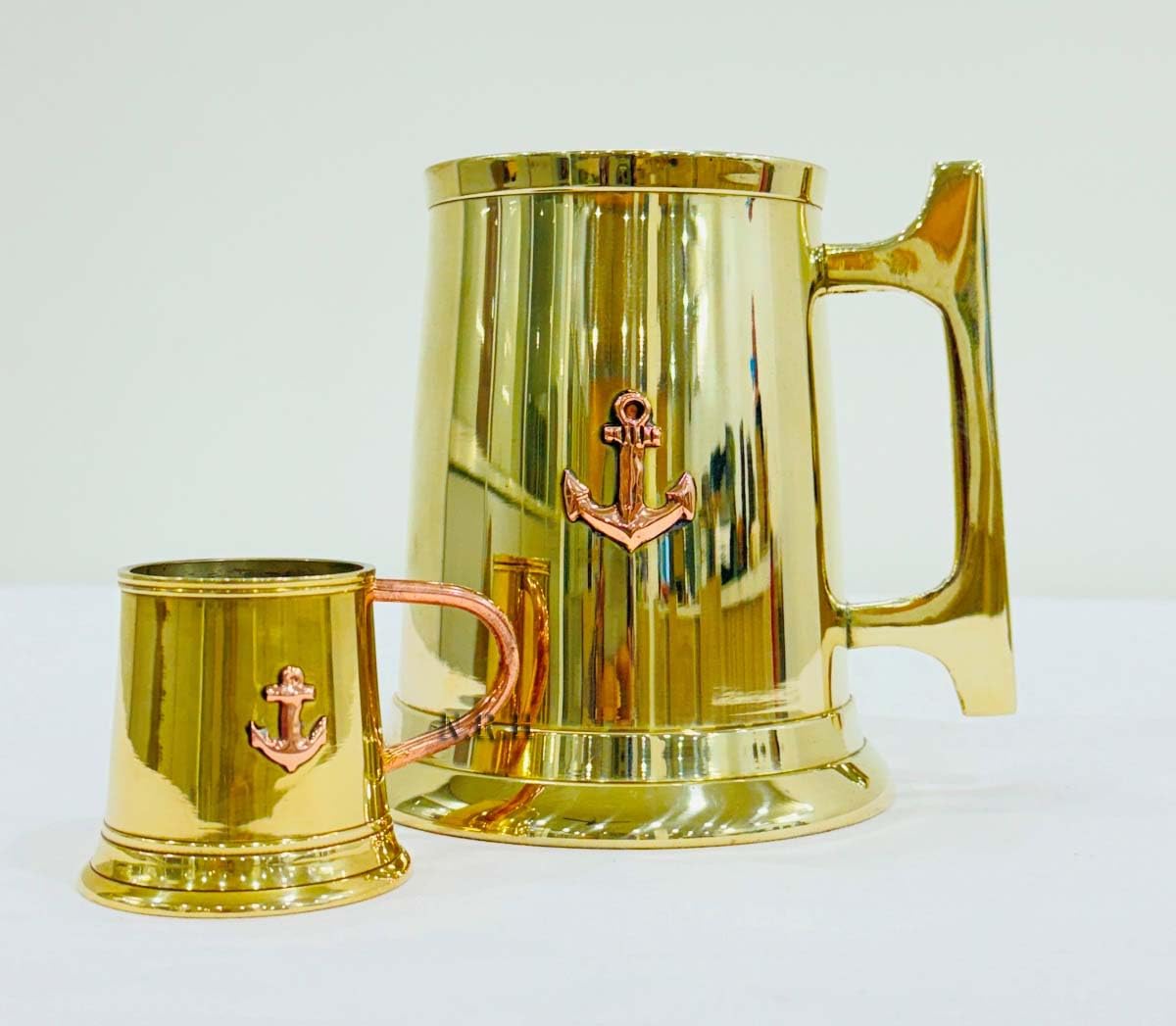 Tasse en cuivre fait à la main Nautical Replica Hub pour cocktails