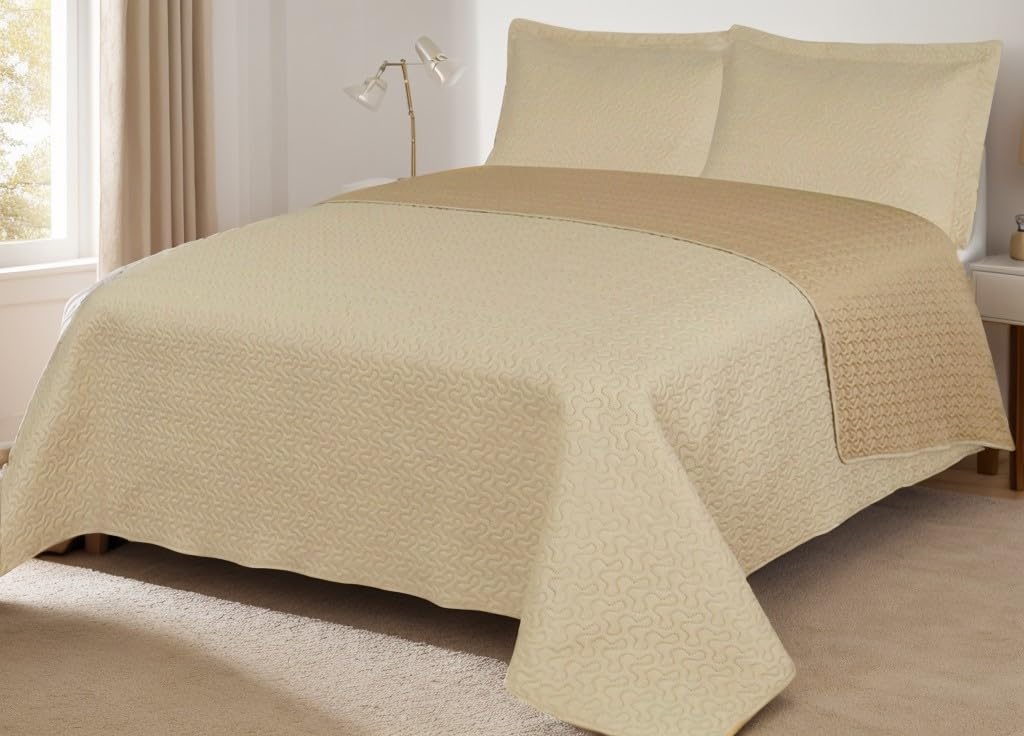 Etrexonline Colcha Bouti 250x260cm Reversible Liso 100% Microfibra Extra Suave Colcha Cubre Cama Multiusos para Primavera y Verano Incluye 2 Fundas de Cojín, Cama 140/150/160cm - Beige