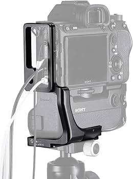SONY α7 ILCE-7 バッテリーグリップ付き おまけKマウントアダプタ付 SONY α7 ILCE-7 バッテリーグリップ付き おまけKマウントアダプタ付 α7