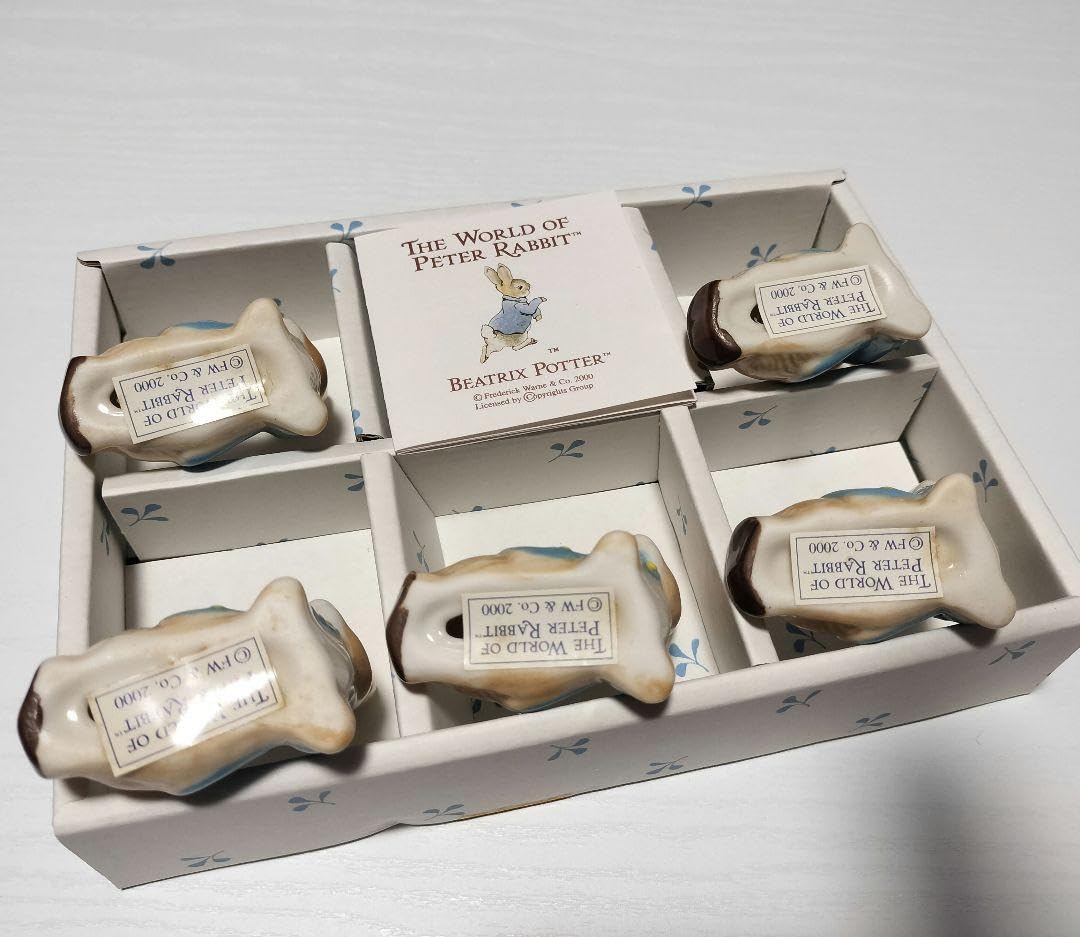 【新品】ピーターラビット　箸置き　セット 新品】ピーターラビット 箸置き セット 新品】ピーターラビット 箸置き