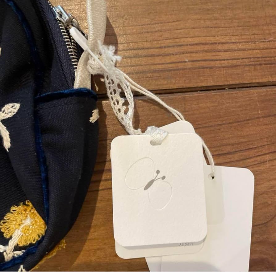 新品未使用　minaperhonen ミナペルホネン ポシェット　skip Amazon.co.jp: minrhonen ミナペルホネン ポシェット skip