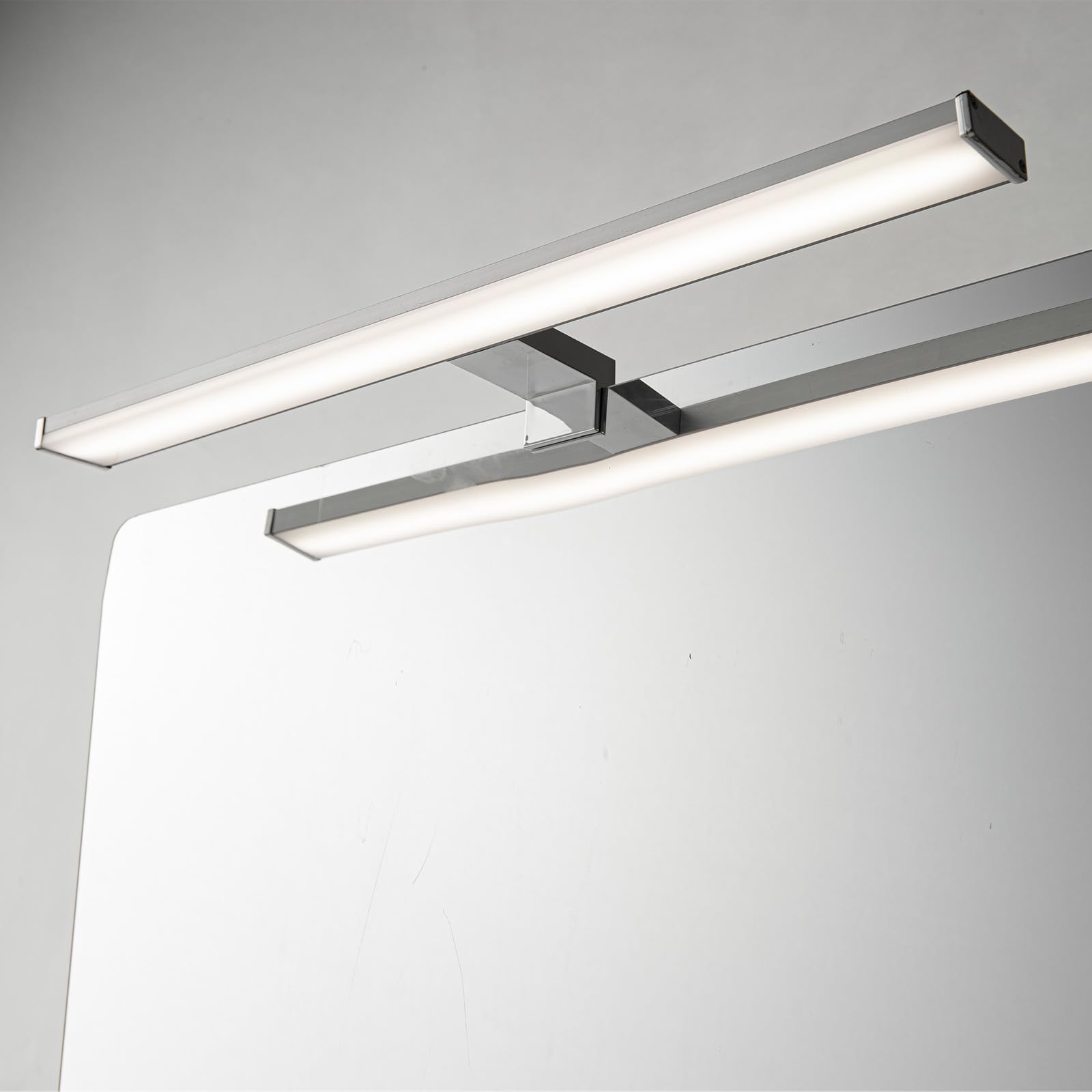 Alpinaluz Lampa ścienna LED do lustra łazienkowego, neutralne białe światło, 4000 K, IP44, aluminiowa obudowa i chromowany uchwyt z poliwęglanu, montaż na ścianie lub szafce (50 cm, 12 W)