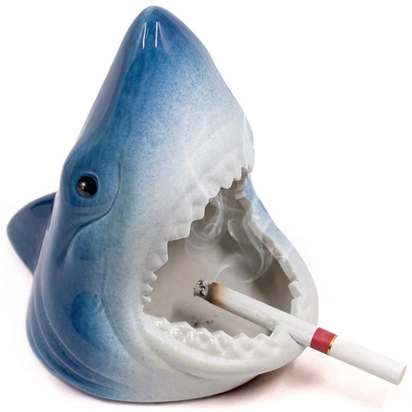 Amazon.co.jp: クールな灰皿 リアルなサメの形の灰皿、タバコ用の