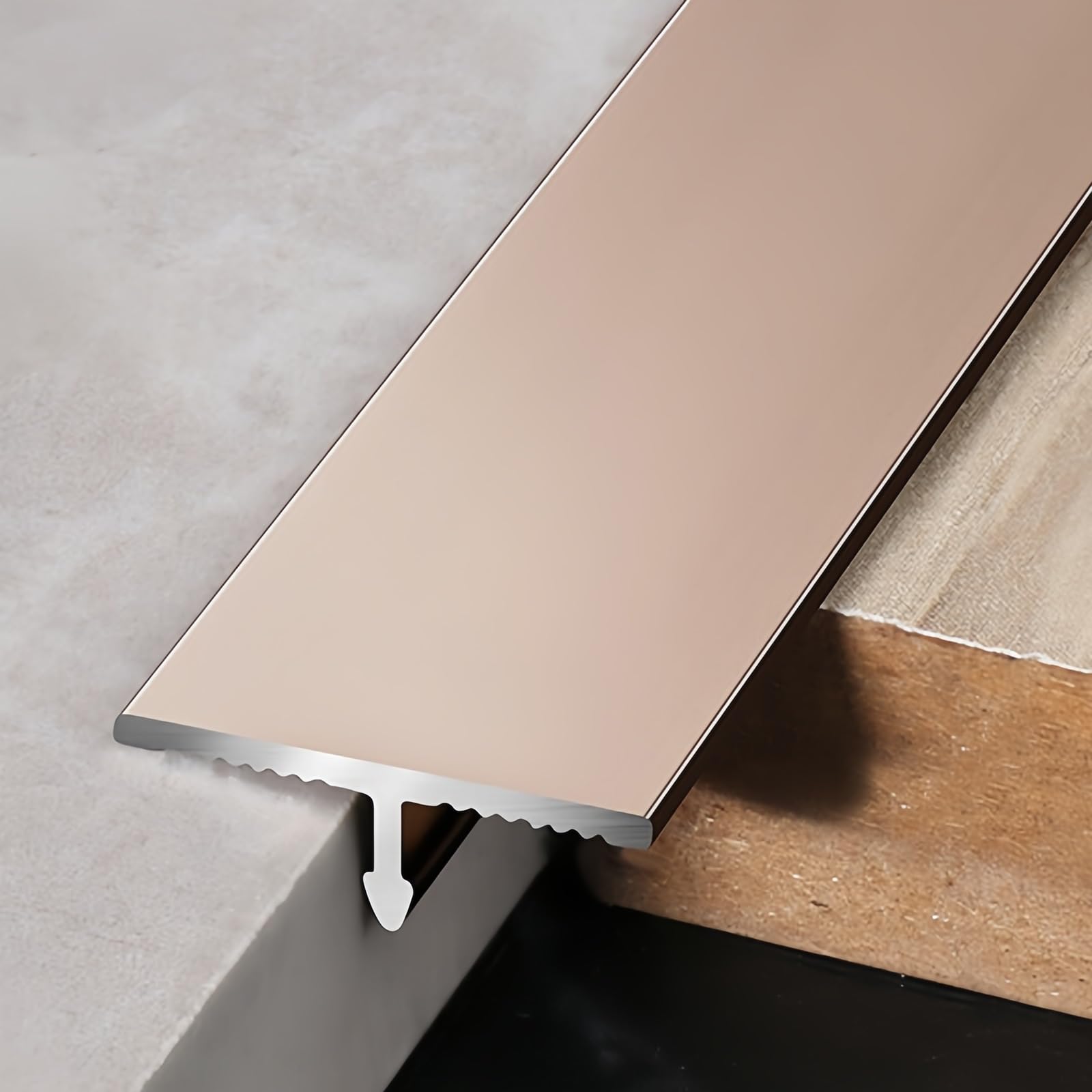 Barre métallique plate 100cm pour transition entre carrelage et parquet