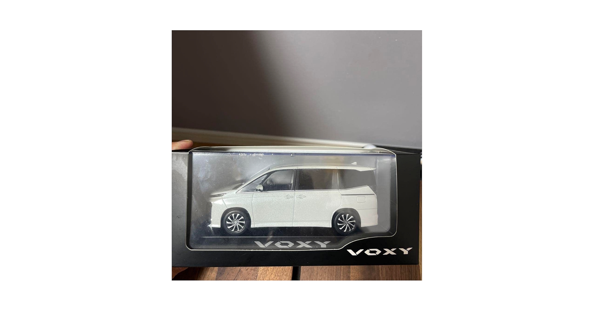 タイムセール　90ヴォクシー カラーサンプル ミニカー　トヨタ　TOYOTA Amazon | トヨタ 新型ヴォクシー 90系 ミニカー カラーサンプル