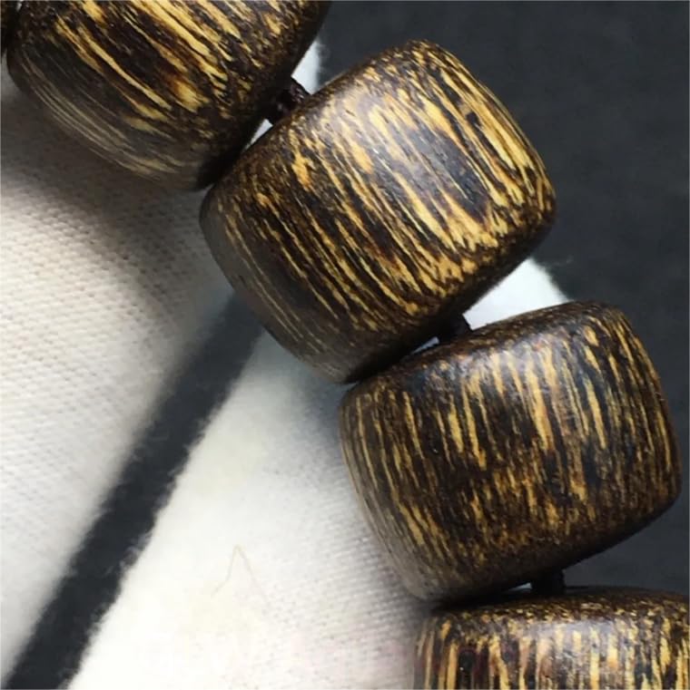 Perles de prière bouddhiste en bois d'agar de Malaisie authentique