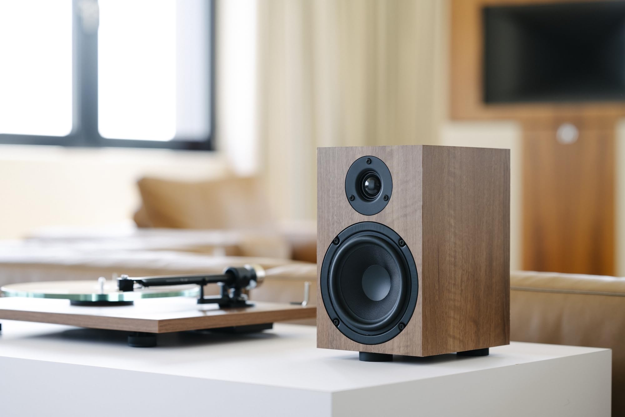 Pro-Ject Speaker Box 5 E, HiFi Regallautsprecher mit 2-Wege-Bassreflexprinzip, 5-Zoll-Fiberglas-Bass/Mitteltöner, Robustes MDF-Gehäuse, inklusive Lautsprecherabdeckung (Wood)