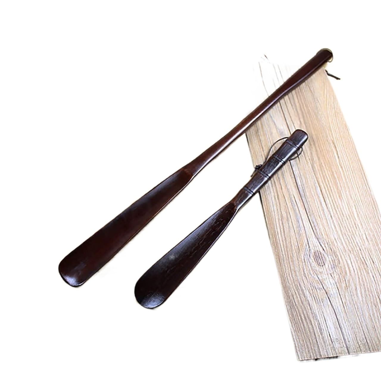 Calzador de madera con cuerda for colgar, ayuda for vestir botas y zapatillas, mango largo y corto.