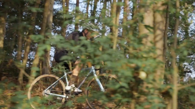 【ナビ付き！】BSC200 サイクルコンピューターと純正マウント ナビ付き！】BSC200 サイクルコンピューターと純正マウント ナビ付き