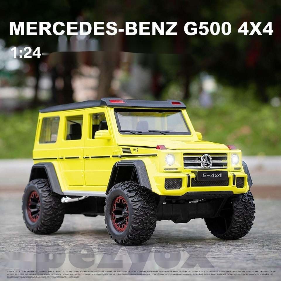 Image of 1 /24 Big Mercedes AMG G500 4X4 Toy Car Metal Pull Back Diecast Car with Openable Door and Sound Light, Gifts Toys for Kids (Green)