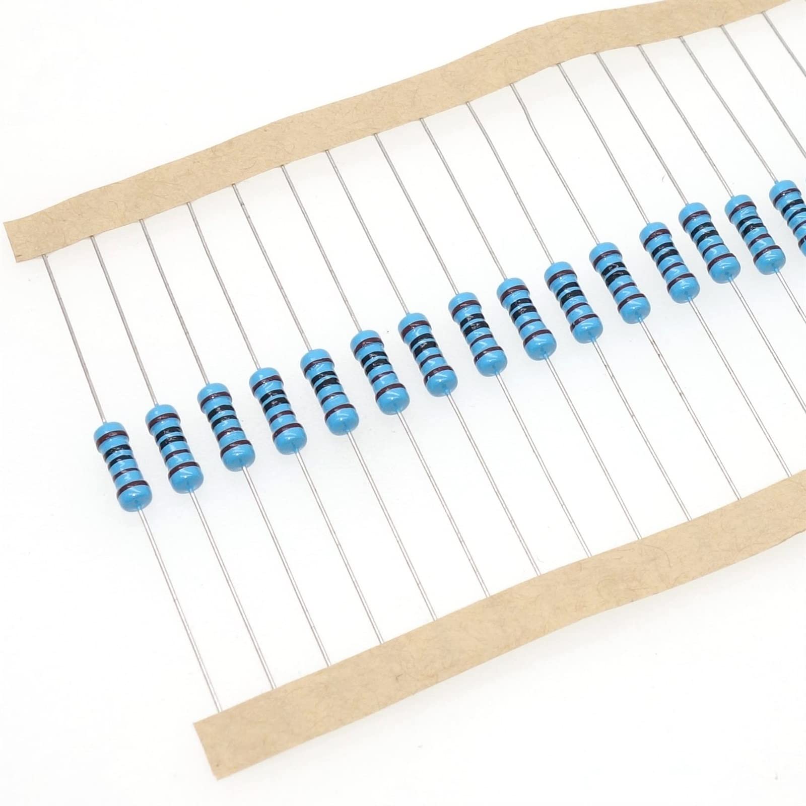 Lot De 10 Résistances Film Métal 3W 22kOhm - Tolérance 1% - Pour électronique DIY Et Réparations