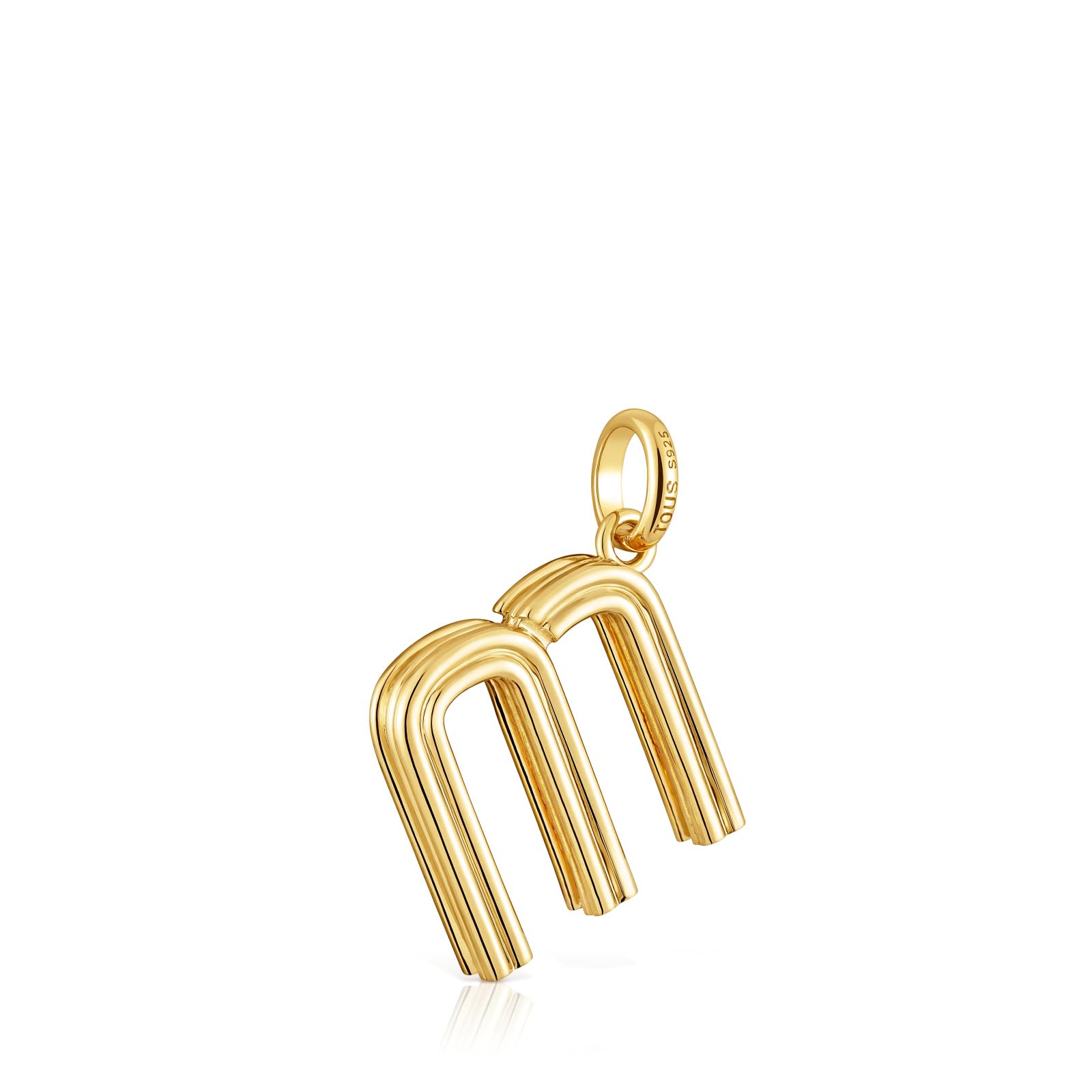 TOUS Colgante para Mujer Mediano Letra M con Baño de Oro 18 Kt sobre Plata de Primera Ley, Colección Alphabet