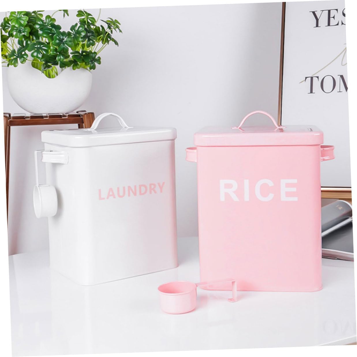 Pet Food Storage Container Sealed Bucket with Measuring Cup Pink Metal Airtight Food Barrel Moisture-proof Storage