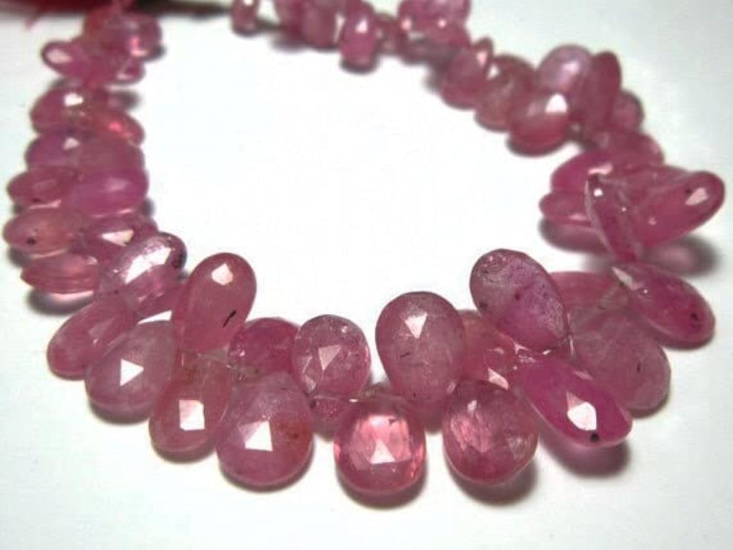 Ruby Faceted Pear Briolette LKBEADS le cadeau précieux de 7"