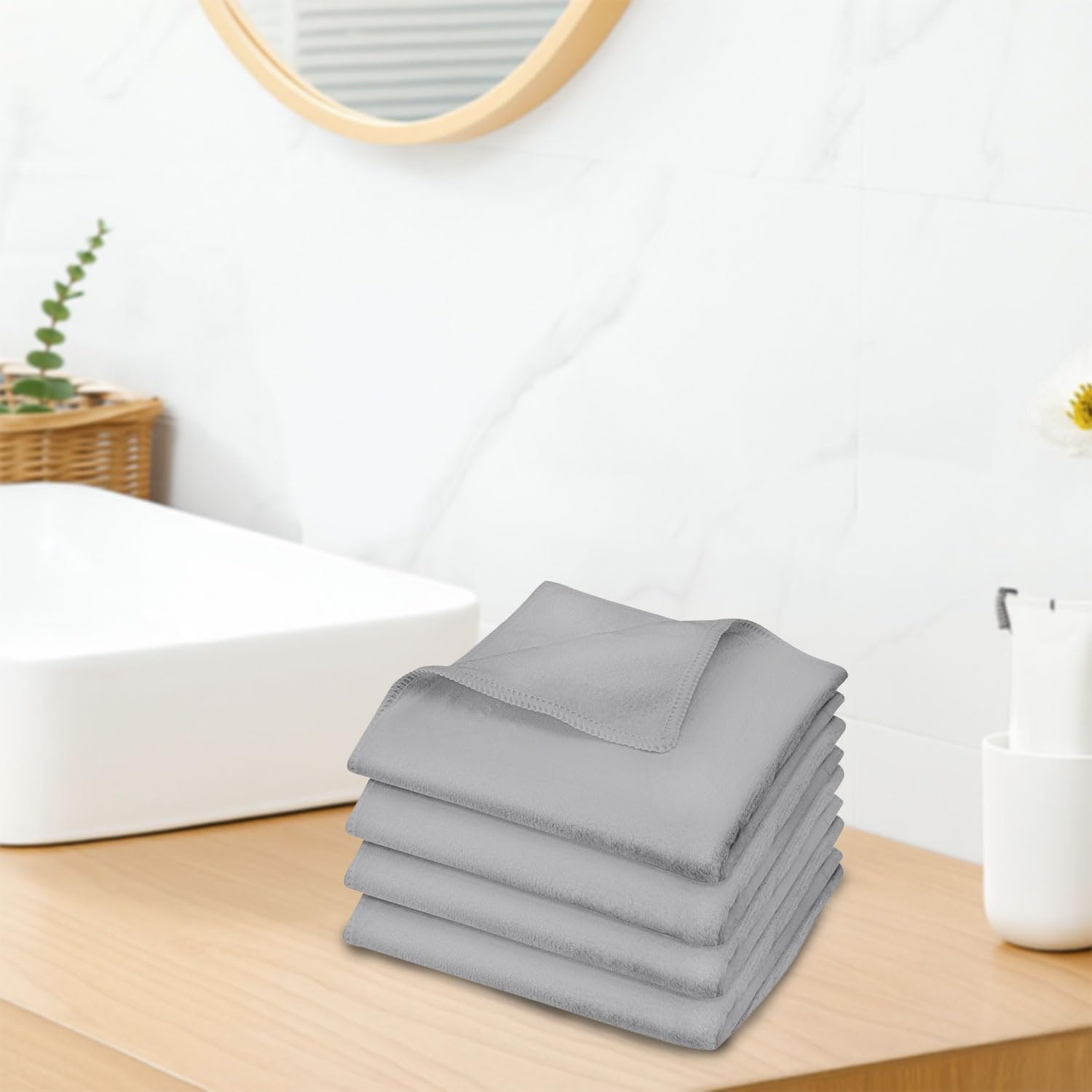 U & U Microfiber Face Towels - 4 Pack, Super Soft -4