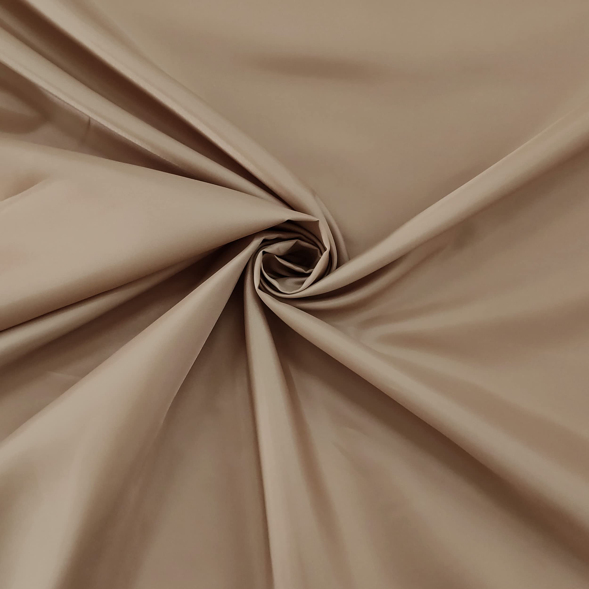 Panini TessutiPanini Tessuti, Lining fabric - sold by cutout - plain color in 29 colors - ideal fabric for wrapping dresses, jackets, coats, trousers or skirts.