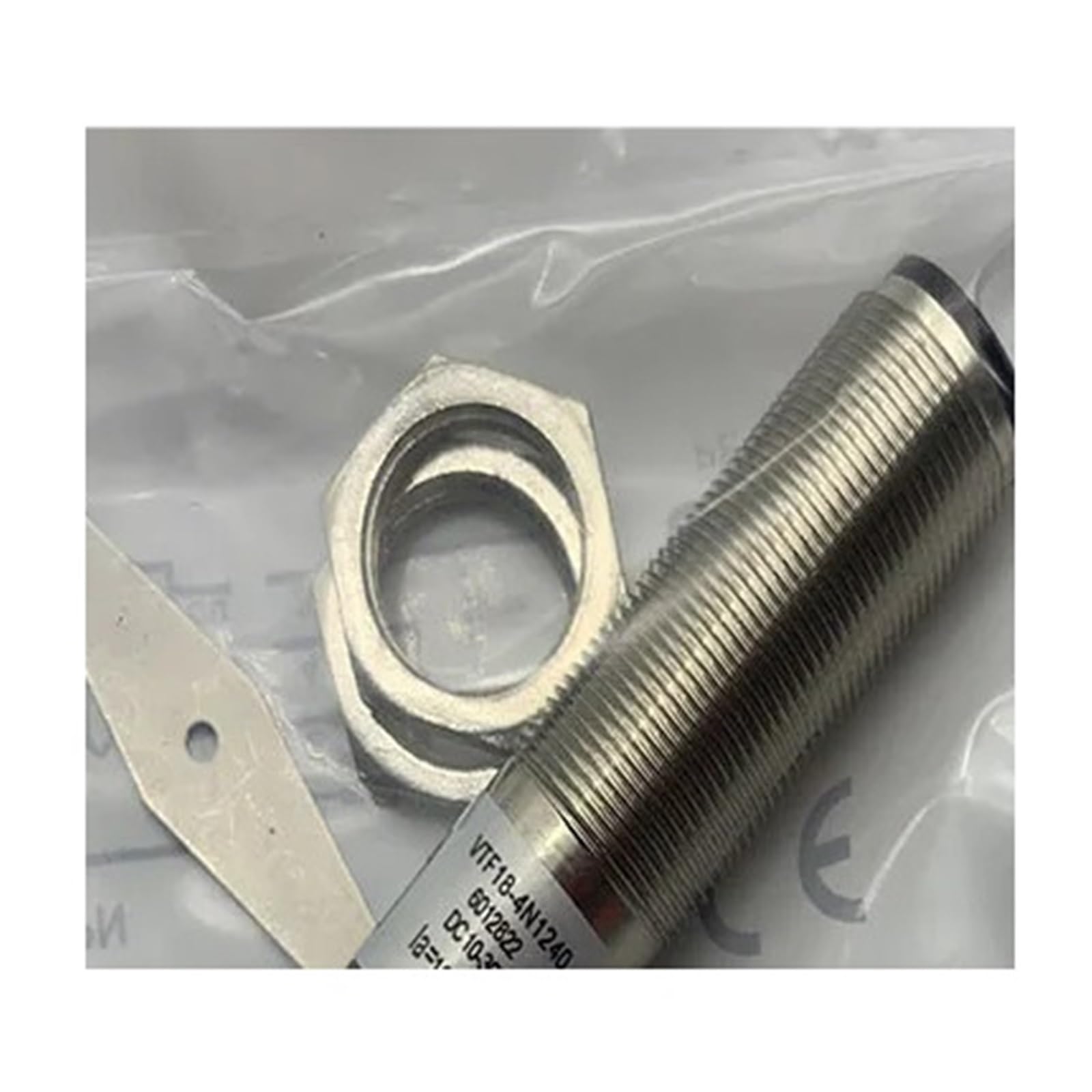 Capteur de proximité VTF18-3N1240 pour détection industrielle precise
