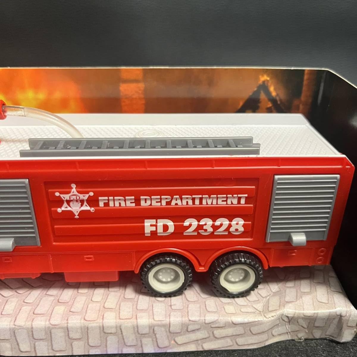 Amazon.co.jp: K143 ミニカー おもちゃ 海外 消防車 Smart Toys Rescue