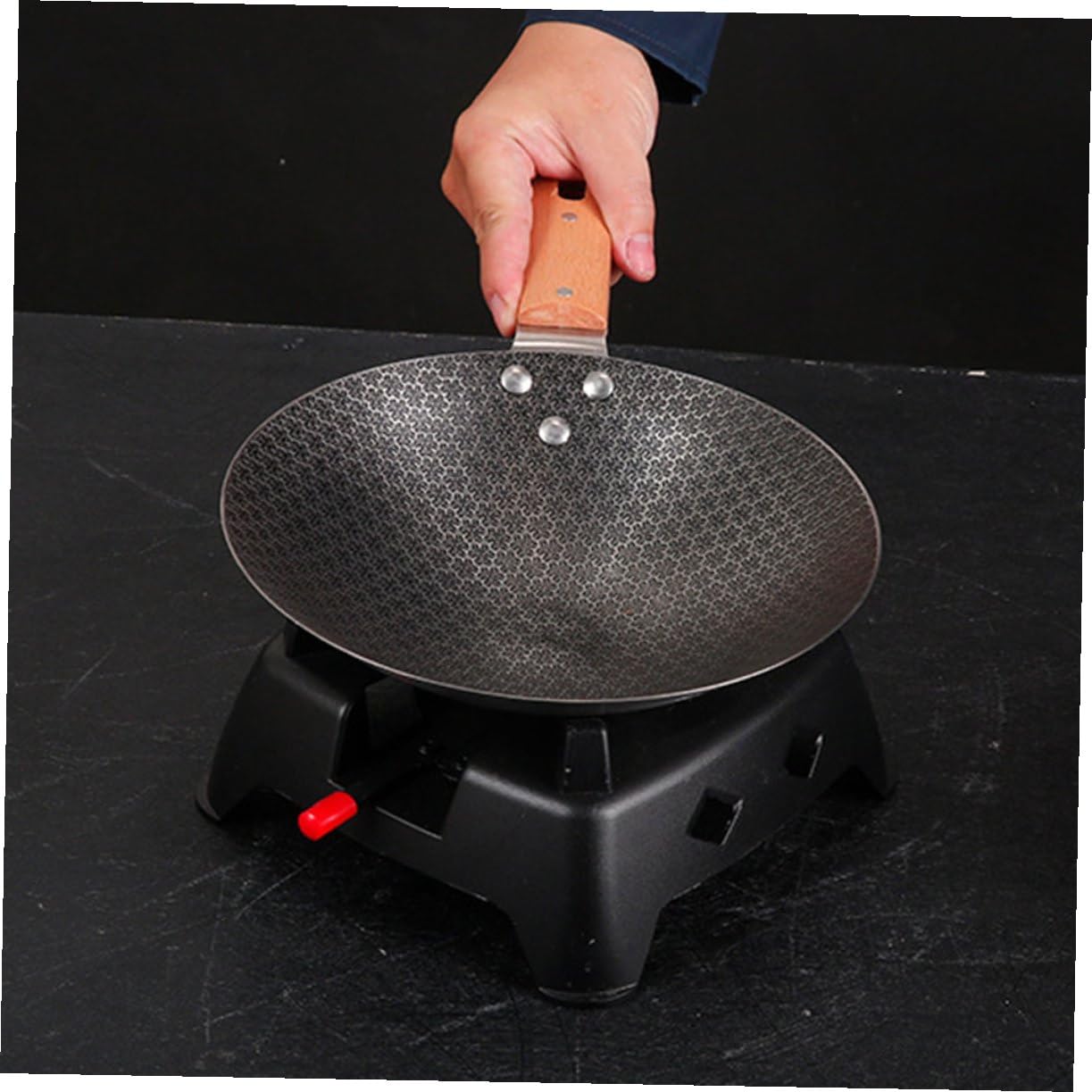GANAZONO Wok Giapponese Piccolo in Ferro con Fondo Tondo per Cucina Induzione e Outdoor Manico in Legno Resistente alle Alte Temperature Padella Antiaderente Facile da Pulire