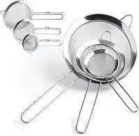 Jogo 3 Peneiras em Aço Inox Resistente Luxo Para Coar Polvilhar Versátil, Durável, com Suporte para Panelas e Travessas, Resistente a Temperaturas e de Fácil Manuseio PRÓODOS