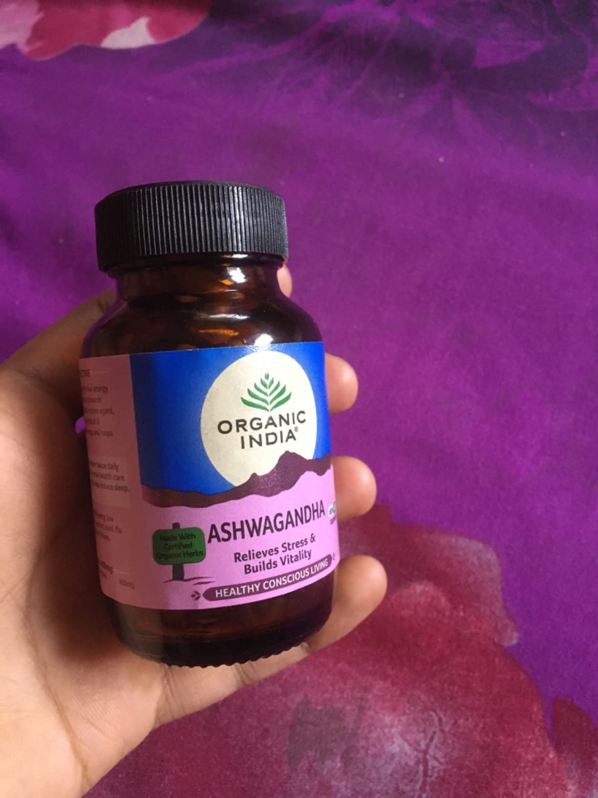 ORGANIC INDIA Ashwagandha Capsules - 60 Veg Capsules (Pack of 2 ...