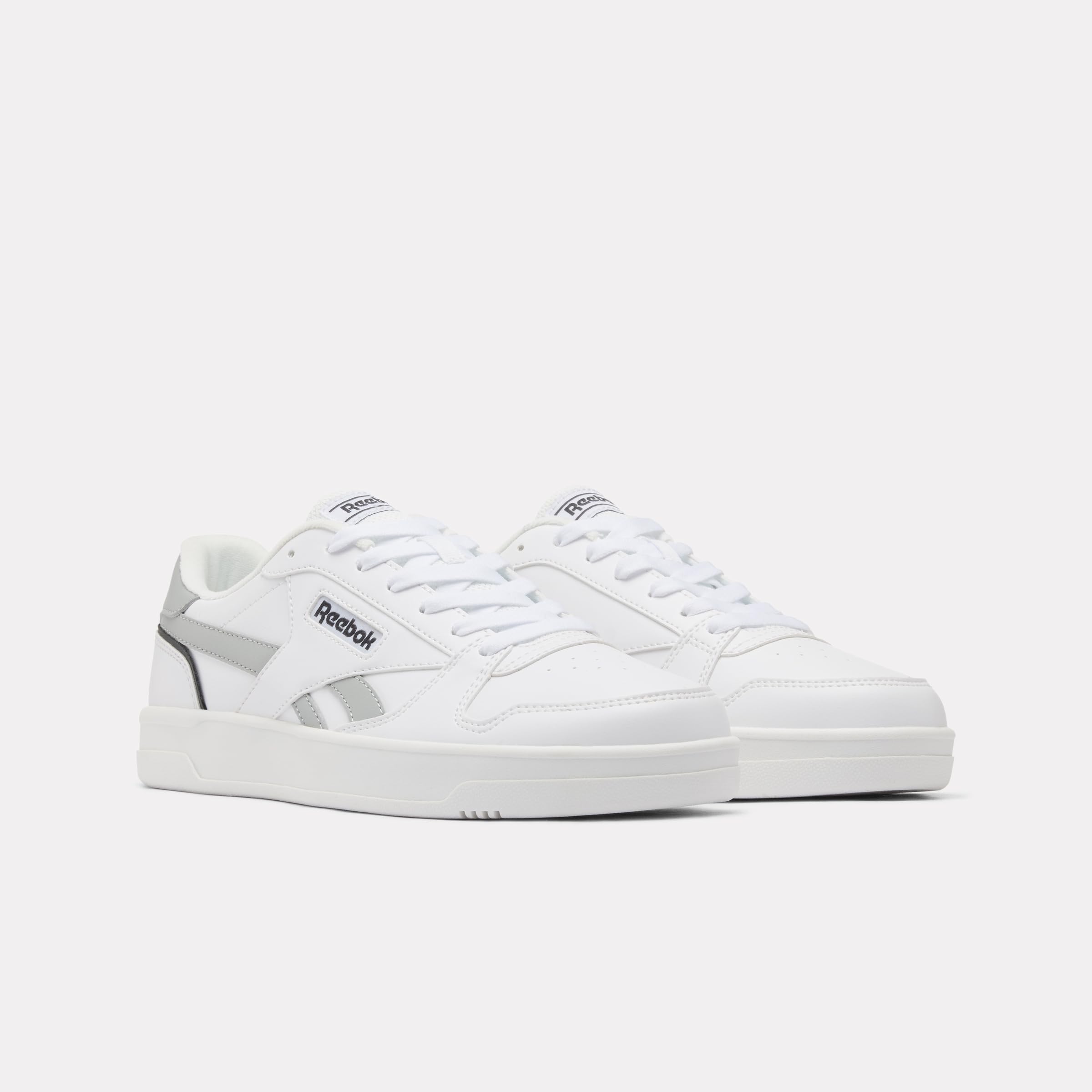 Reebok Match Prime V2 Herren Sneaker, Leichte Leder Retro Sportschuhe im Heritage-Stil – Ansicht 2
