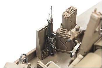 Amazon.com: TAKOM AFV Club AF35110 US Army M110 Howitzer