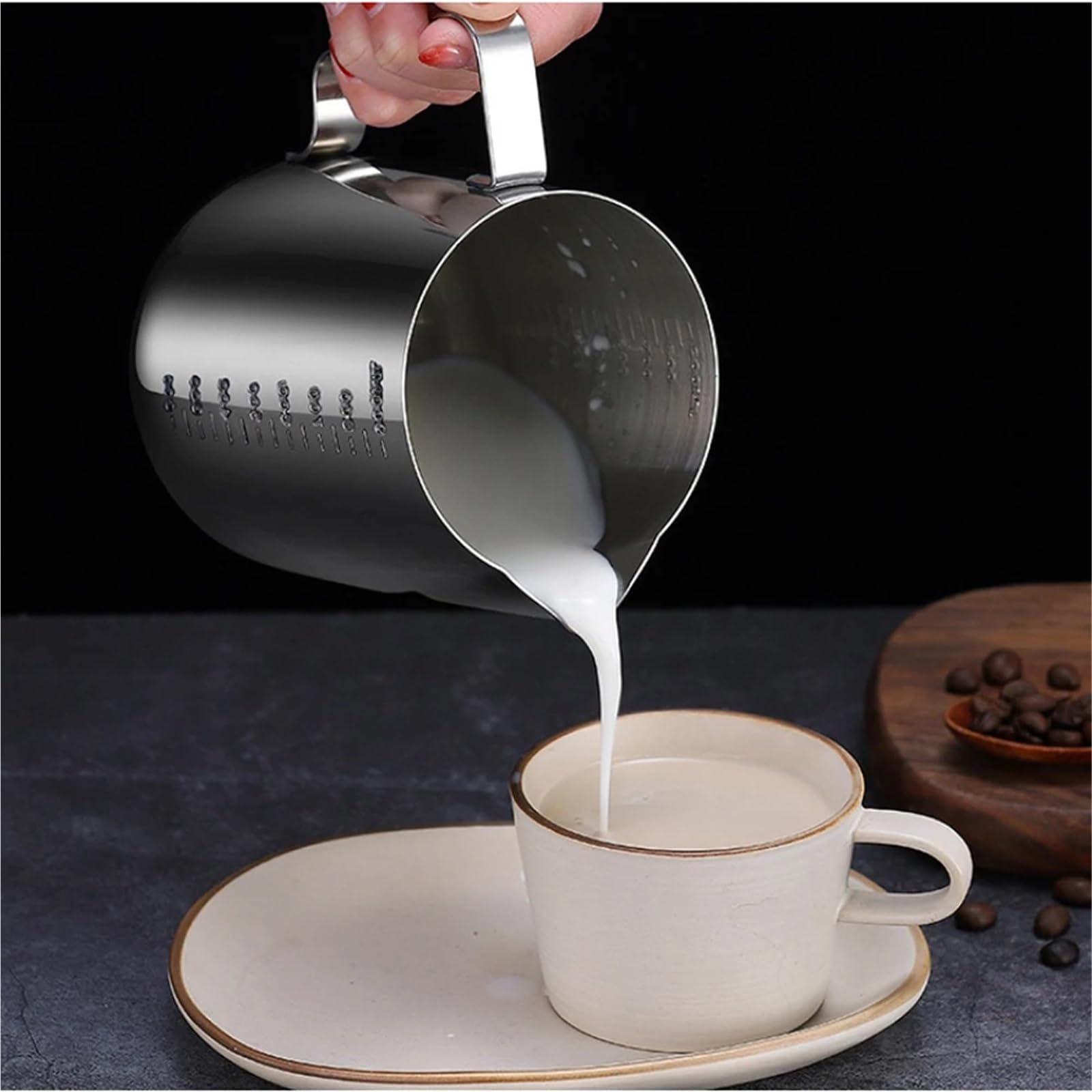 Jarra Para Espumar Leche Jarra de espuma de leche de 350/600/900ml, taza de café Espresso de acero inoxidable, jarra de espuma de Barista con boca afilada, accesorios for cocina y cafetería(900ml)