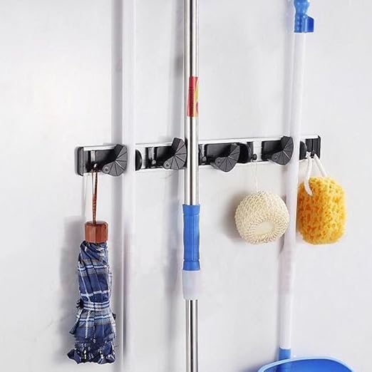 Amazon S D モップホルダー 浴室用ラック 塵取り 箒 ほうき掛け 清掃道具の収納ハンガー モップ ほうき ちりとり 雑巾 傘 雑貨 多機能収納ラック アルミニウム マグネシウム合金 航空の材料 高強度 強い防腐性 錆びてしない 4位 5鉤 4位5鉤 ブラック フック