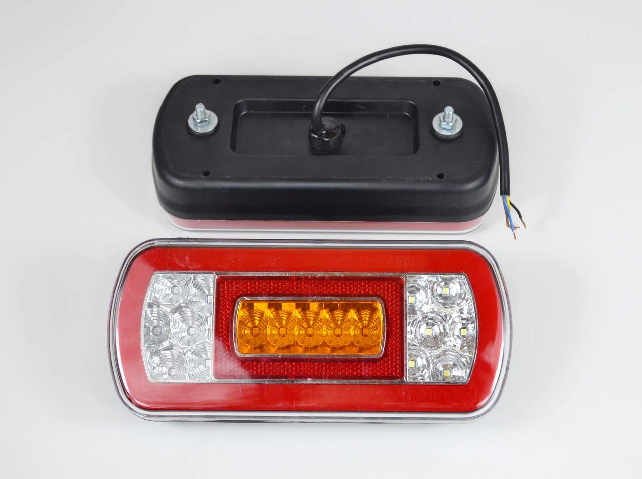 24/7Auto Tylne tylne światła LED 12 V 4 funkcje dla przyczep kempingowych