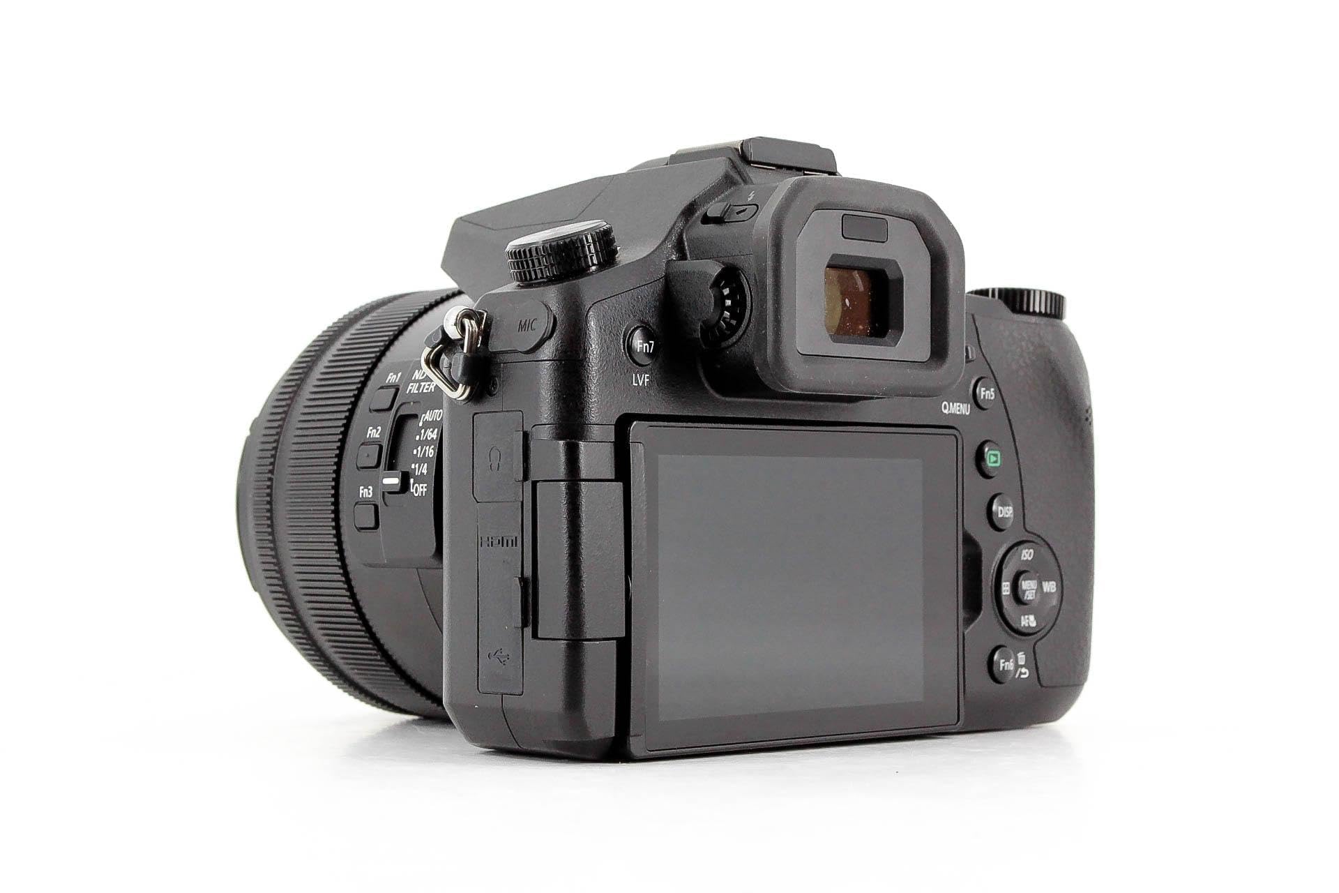Panasonic Lumix DMC-FZ2000EG Fotocamera Digitale Bridge, 20.1 MP, Display 7.5cm, Obiettivo Leica, 4K, Nero