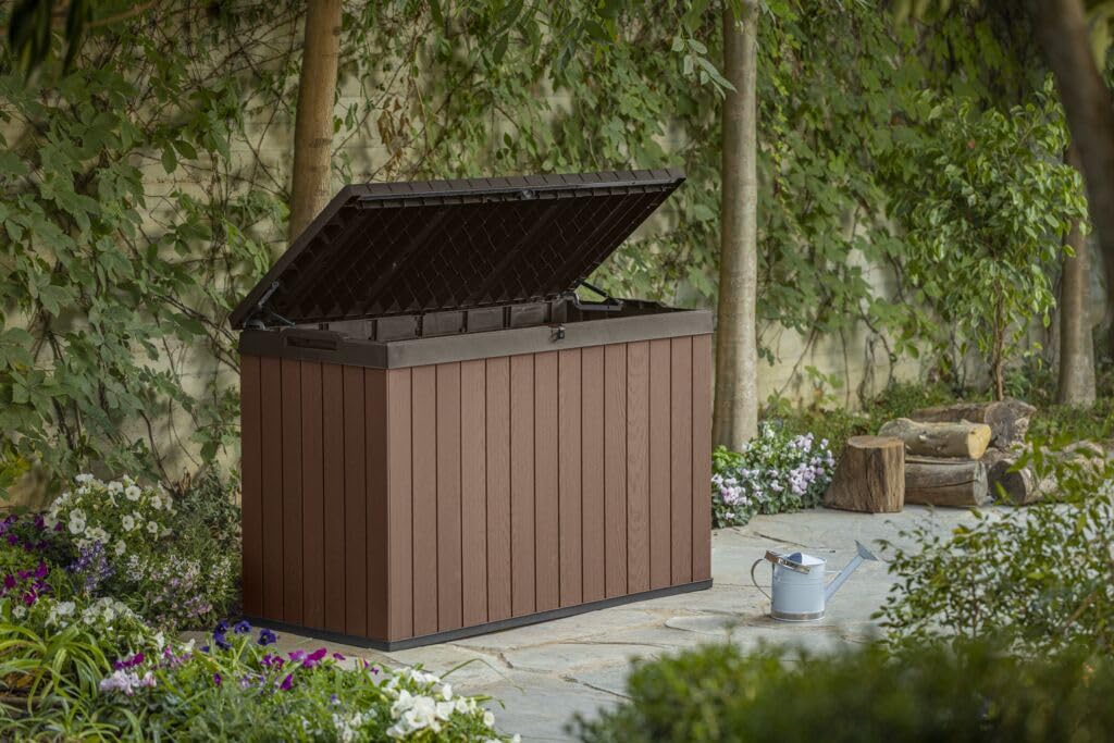 Keter Darwin Gartenbox 662L Braun – Wetterfeste Outdoor Aufbewahrungsbox in Holzoptik, abschließbarer Deckel mit Hydrauliksystem, UV-geschützt, wartungsfrei, Sitzgelegenheit für 2 Personen