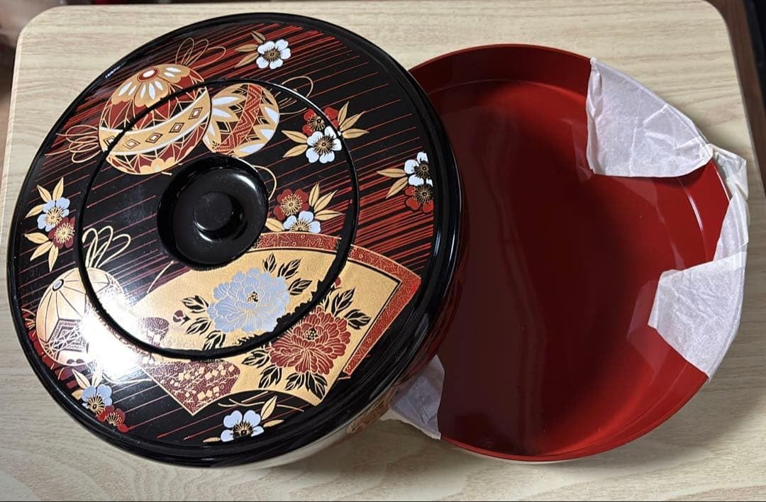 重箱 2段 お正月 新年 おせち 漆塗り お皿 5枚