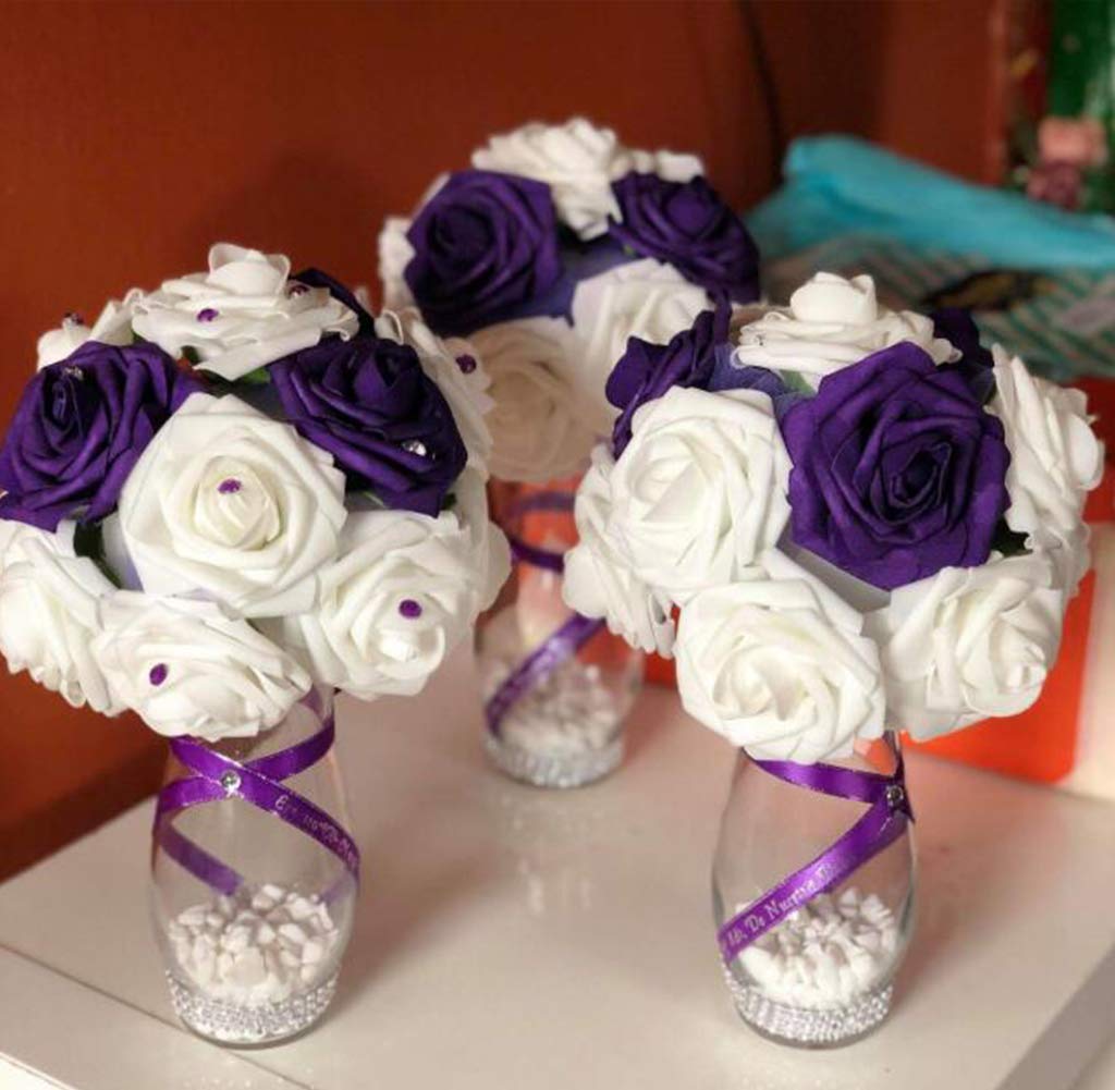 D-Seven Sztuczne kwiaty, 30 szt., prawdziwie wyglądające sztuczne róże z łodygą, do samodzielnego wykonania, bukietów ślubnych, na imprezę, baby shower, dekoracje domu, ciemnofioletowe