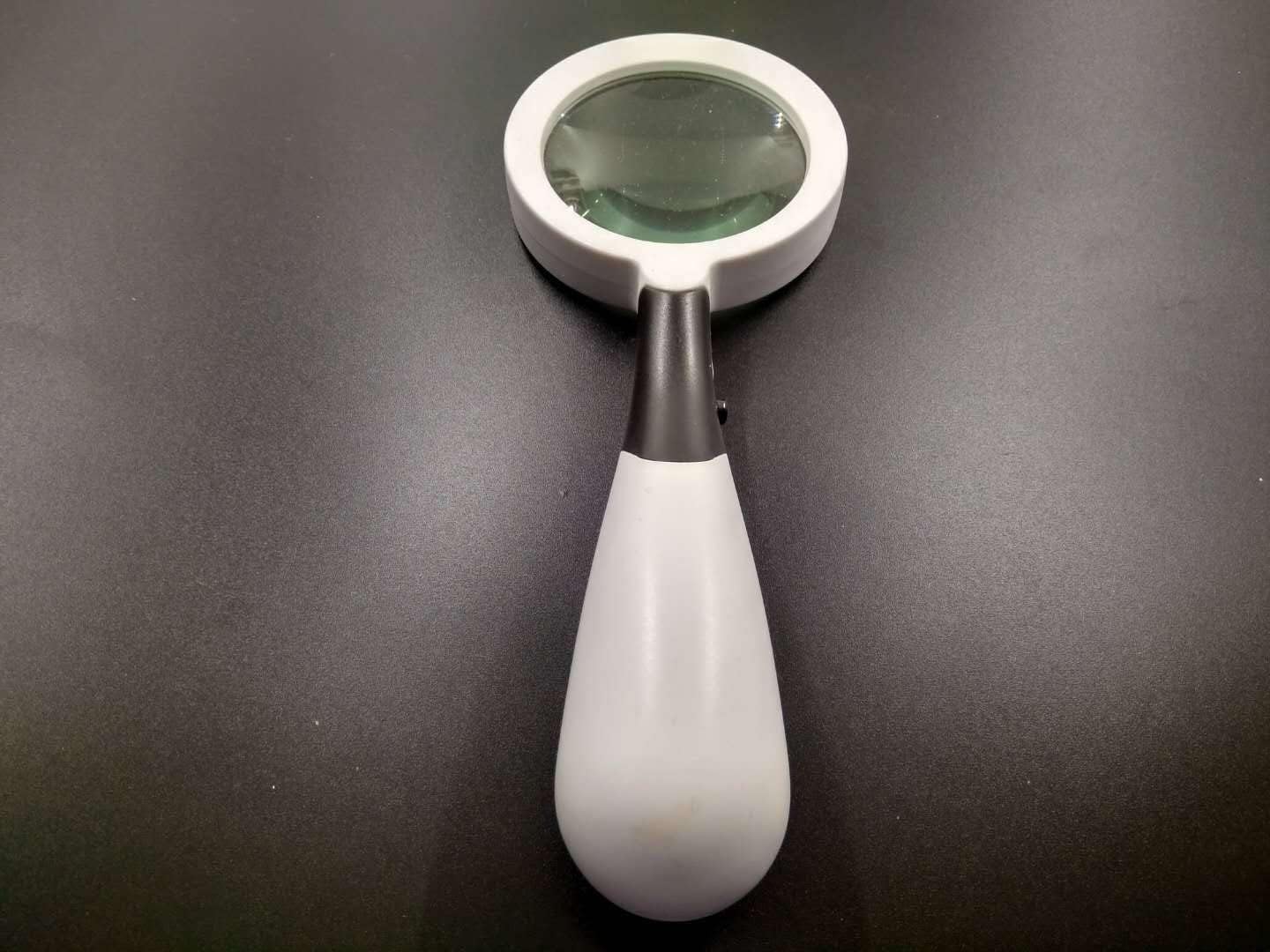 Hand-held Magnifying Glass 4X LED Lighted Reading Magnifier Magnifier with 2 White LED Lights Perfect for Close Work Repair Crafts Reading