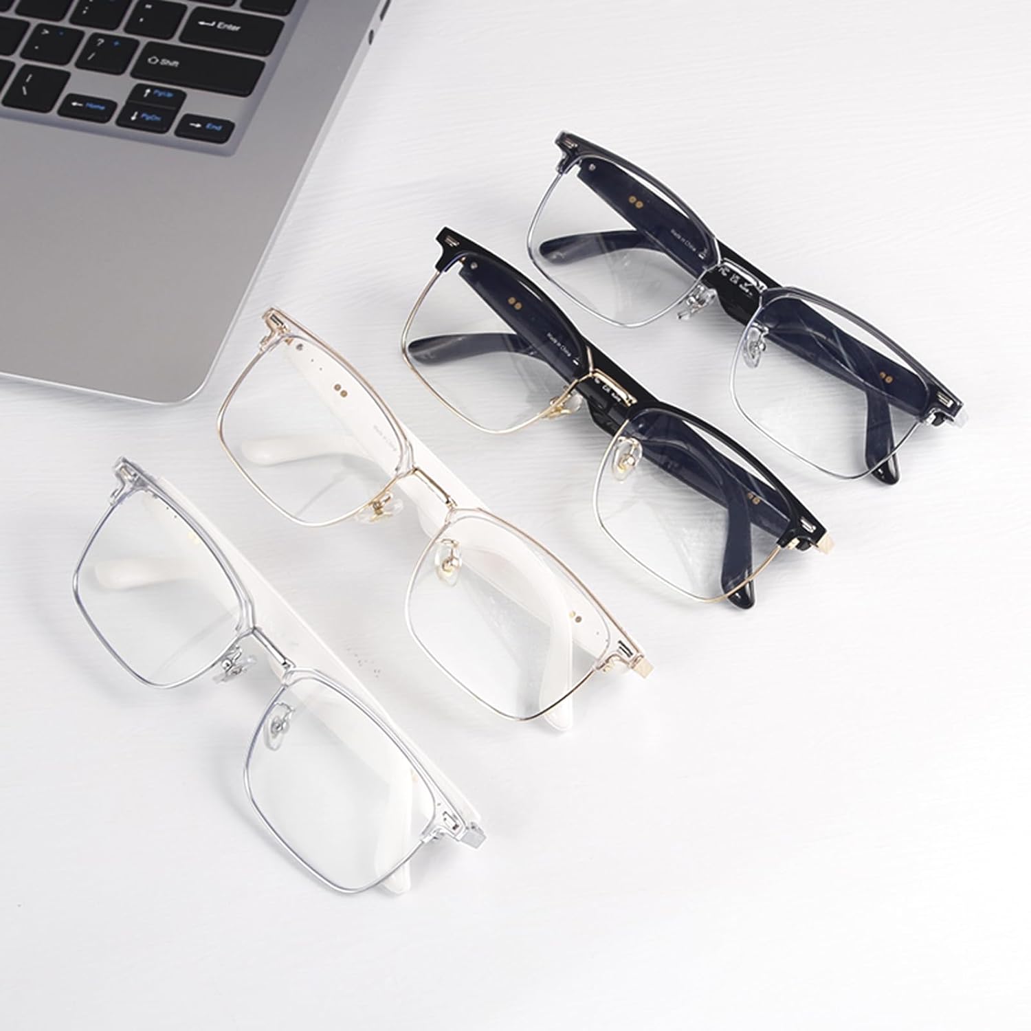 Bluetooth Smart Glasses for Men Women Photochromic Sunglasses Smart AI Music Glass with Speakers for iPhone Android