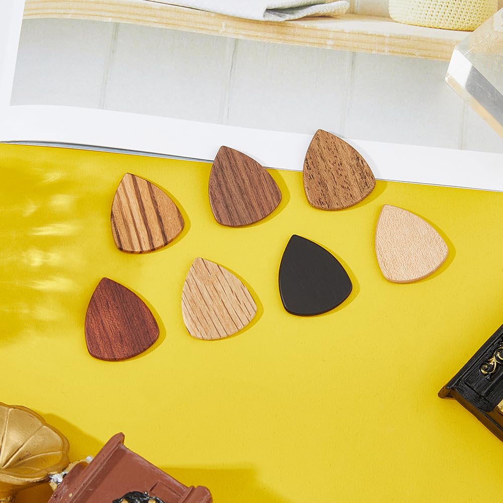 SUPERFINDINGS 7Pcs 7 Colors Wood Guitar Picks Colorful Guitar Finger Picks Wooden Guitar Plectrums Triangle Guitar Picks for Bass Guitar Ukulele - Image 4