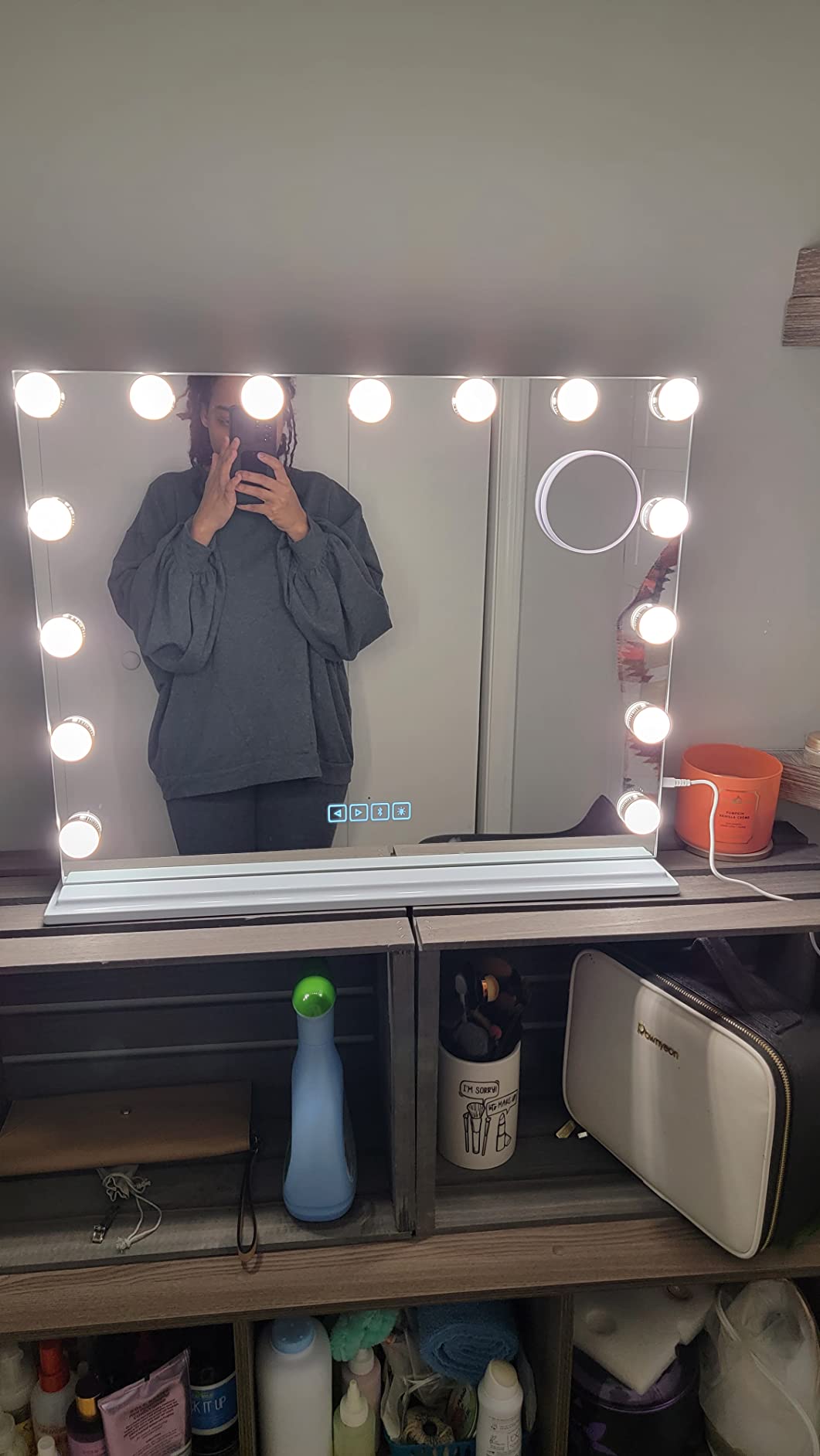 25/mo Finance Hansong Vanity Mirror with Lights and Bluetooth