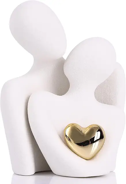 Porzellanfiguren: Romantische Paar-Skulptur mit goldenem Herz, 8 cm