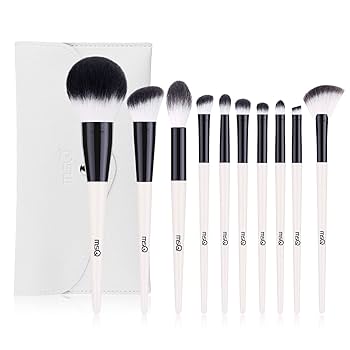 【新品未使用】shuuemura メイクブラシ10本セット 天然毛 PORTABLE BRUSH SET - Shu Uemura