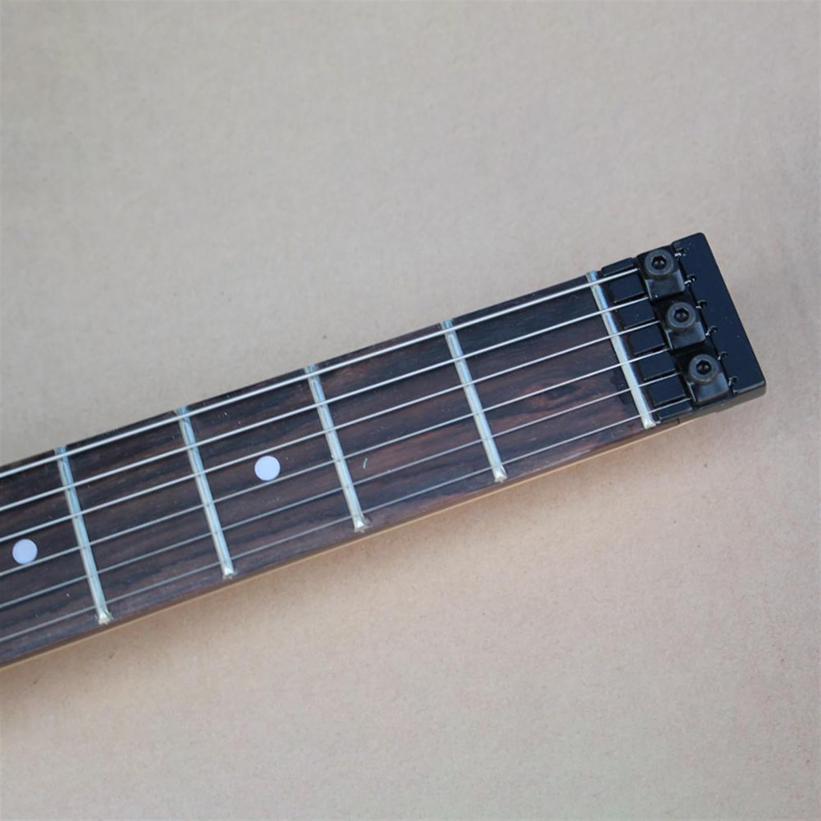 Żółta 39-calowa Bezgłowa Gitara Elektryczna Z Podstrunnicą Z Palisandru HH Pickup 24 Progi Początkujący Bezgłowy Gitara Elektryczna